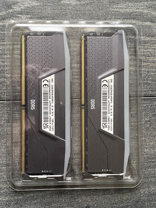 Memorie Corsair Vengeance RGB 32GB 6000Mhz CL30 DDR5