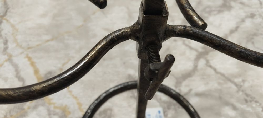 Продается подставка для кормления собак