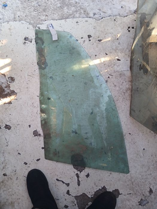 Стекло двери форд  мондео