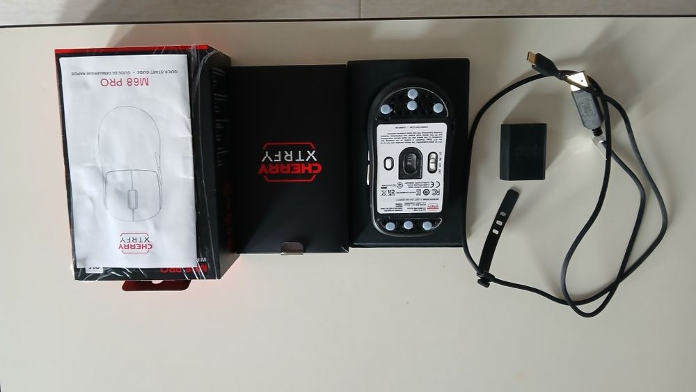 Mouse Cherry XTRFY M68 PRO 8K Wireless 26000DPI negru
