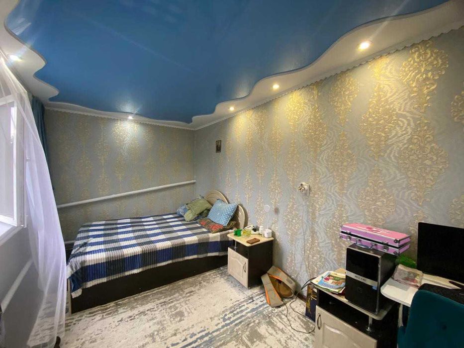 Продам 4 ком дом рн КСК 2000 г.п.