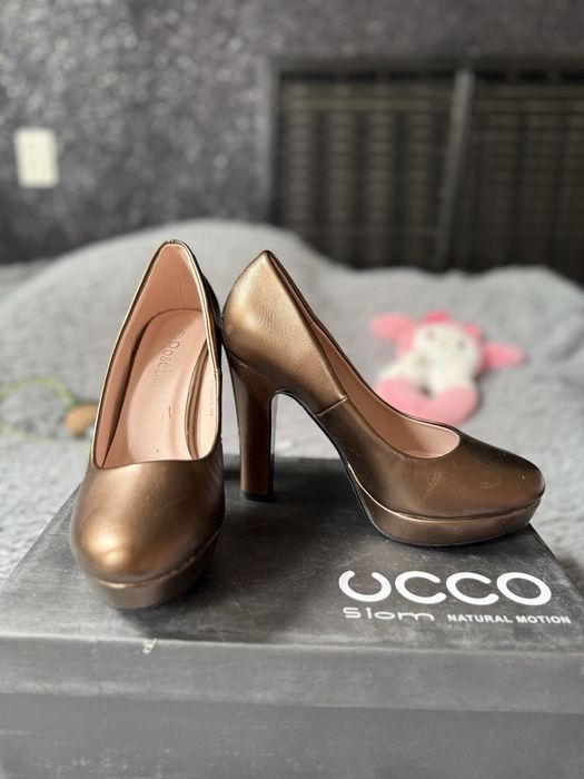 Продаю туфли/зимние/лоферы