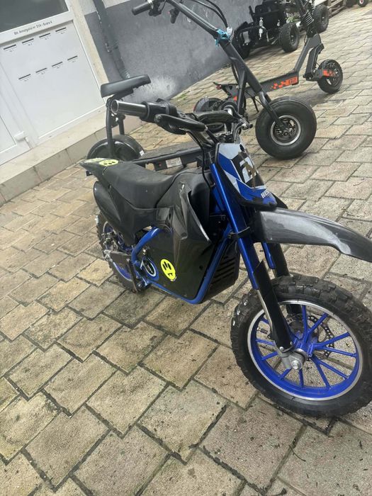 Motocicleta, kart , trotineta , moped.