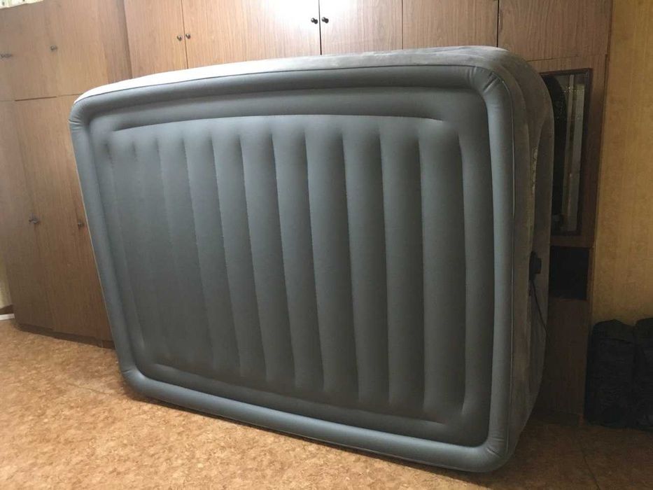 Кровать надувная Intex 203 x 152 x 56 см