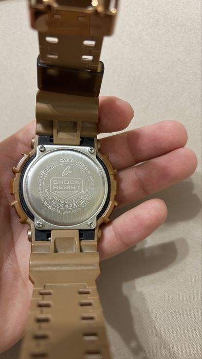 Продавам ръчен часовник G-Shock
