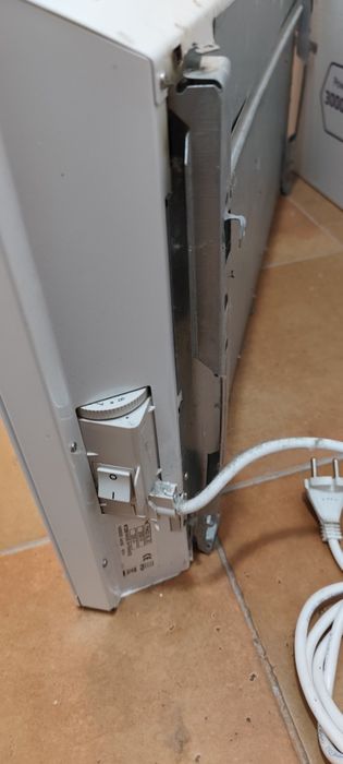 Конвектор за стена Aireleg