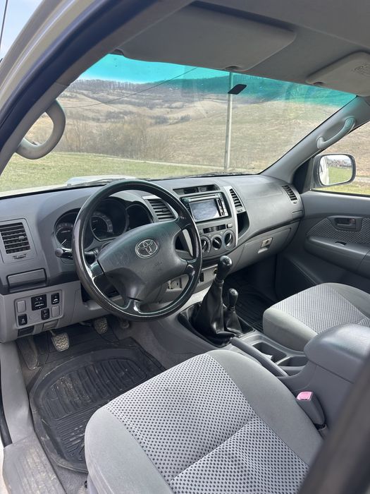 Toyota hilux 2.5 Negociabil