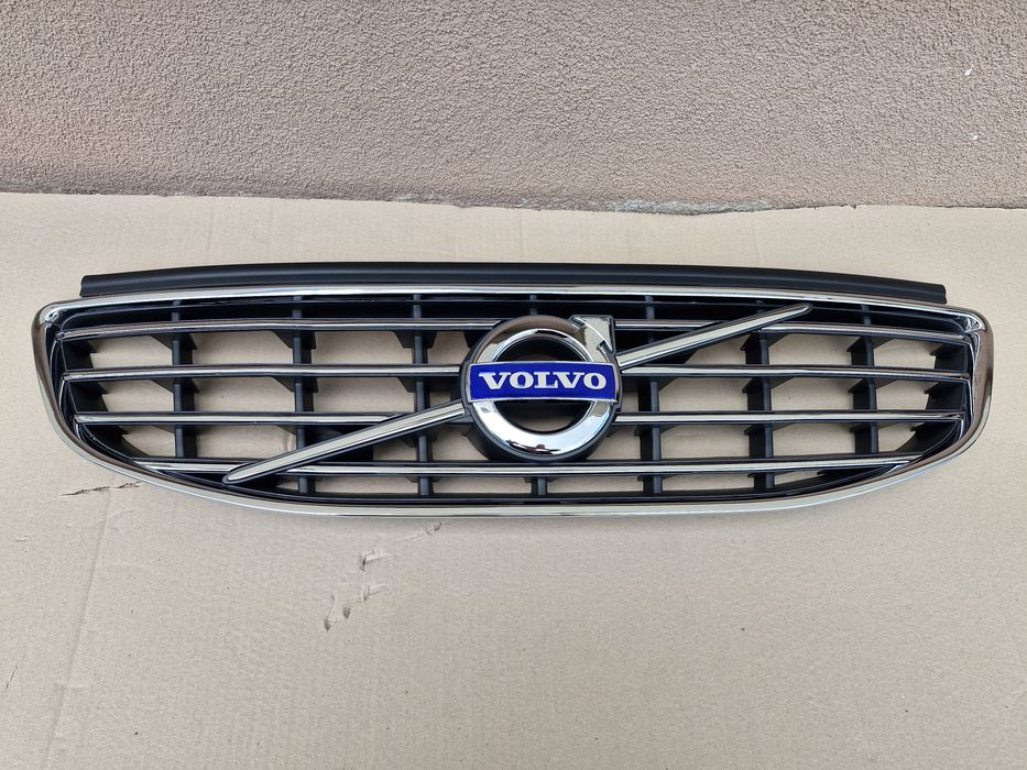 Grila centrala Volvo XC60 NOUA 2013-2016