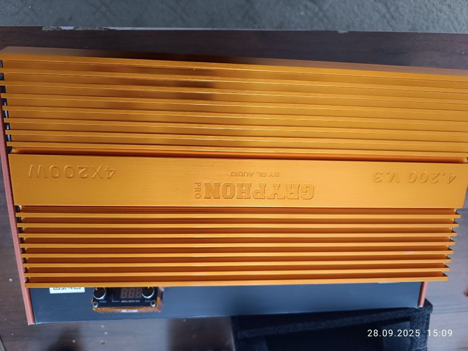 Продам автомобильный усилитель