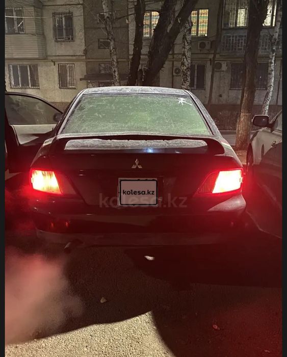 Автомобиль Mitsubishi Galant 2003