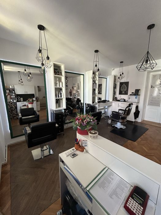 Inchiriez post coafor