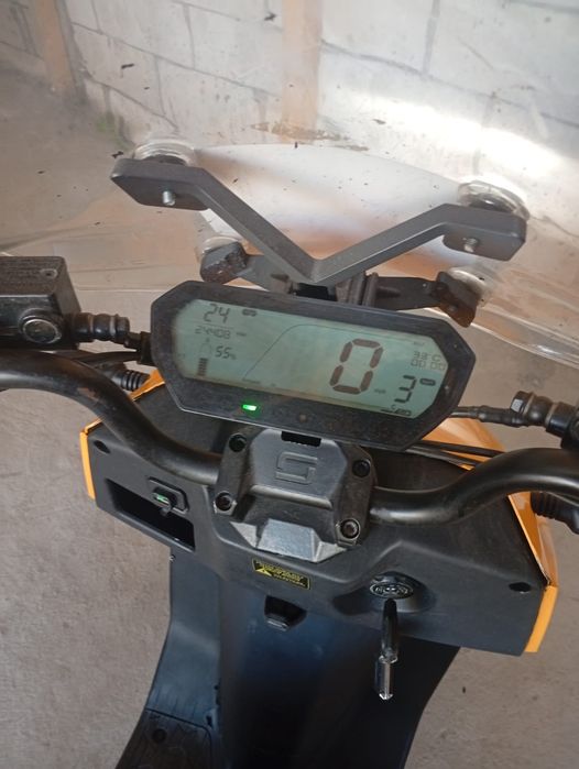 Scuter electric VMOTO