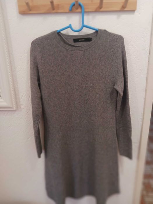 Дамска зимна рокля. р-S