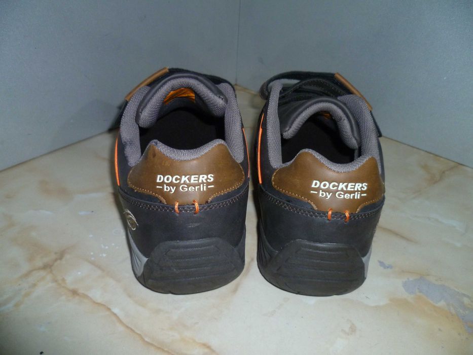 Dockers нови обувки №45