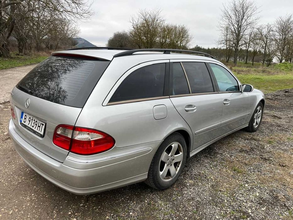 Mercedes-Benz E 320