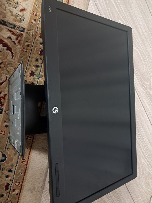 Монитор HP P223 продам.