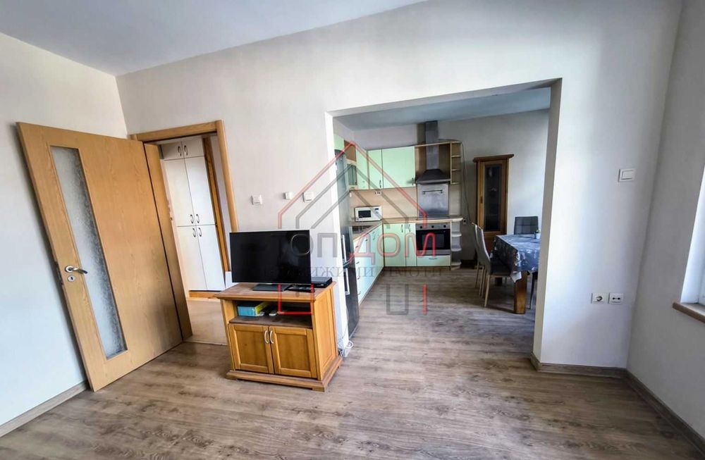 Продава се Тристаен апартамент в Варна, Централна поща - 120 кв.м за 1567 €/кв.м - Снимка #8