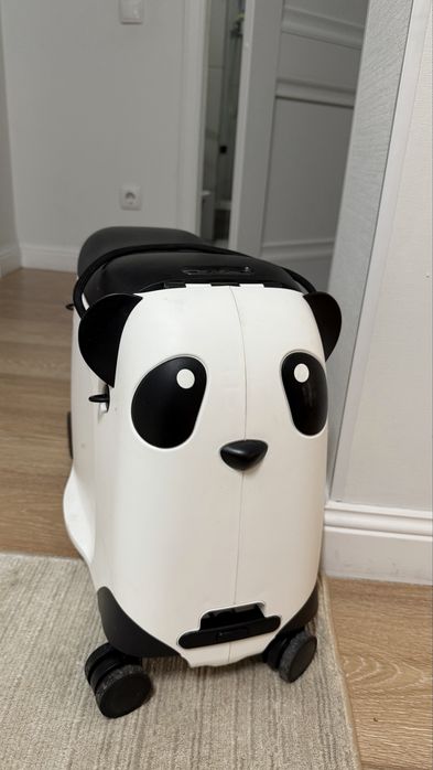 Детский чемодан Panda на колесах (чемодан-каталка)