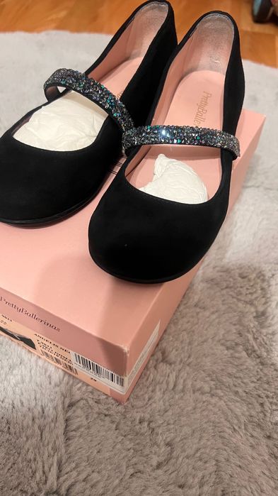 Детски туфли Pretty Ballerinas 29 размер, уголеменени. Като нови.
