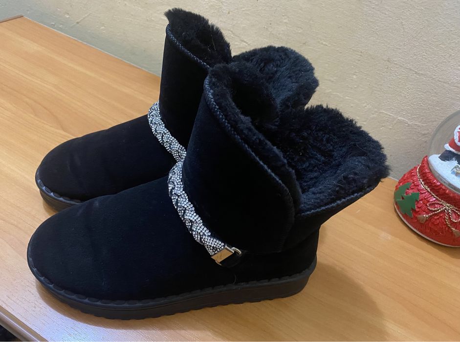 Зимние угги теплые