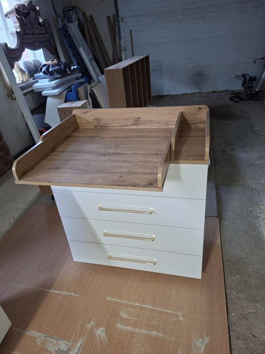 Продам абсолютно новый пилиналный комод