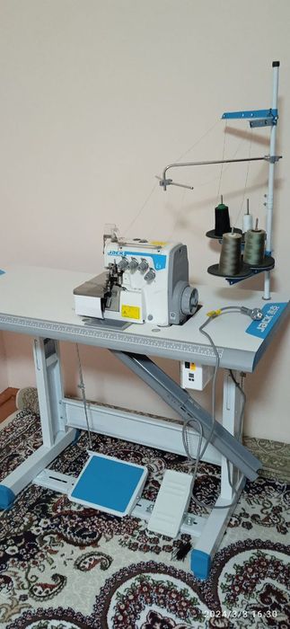 Jack overlo тикув машину