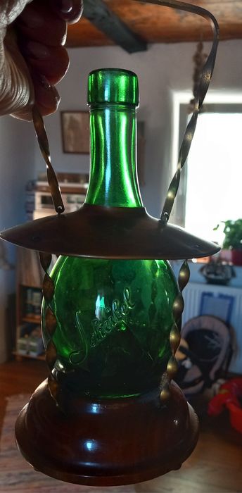 Lampă veche muzicală