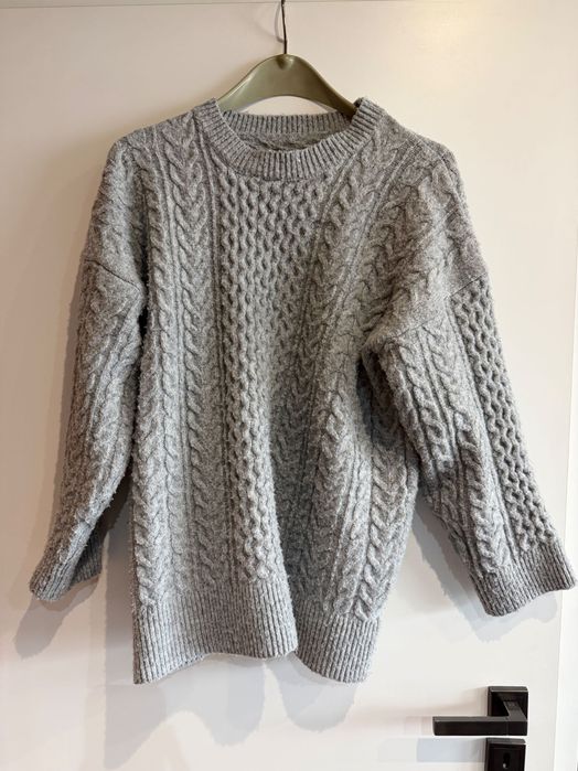 Разпродажба пуловери размер М