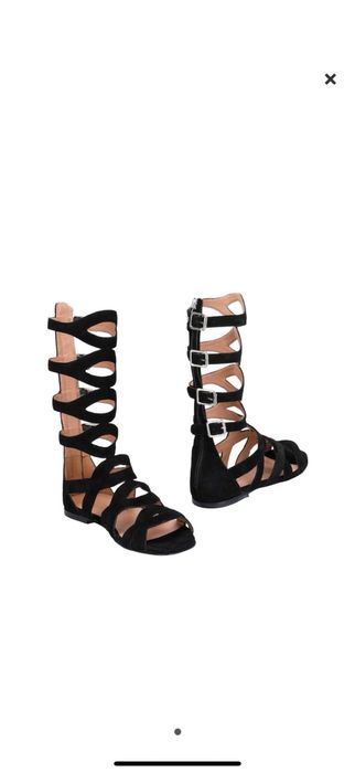 Twinset - римски сандали