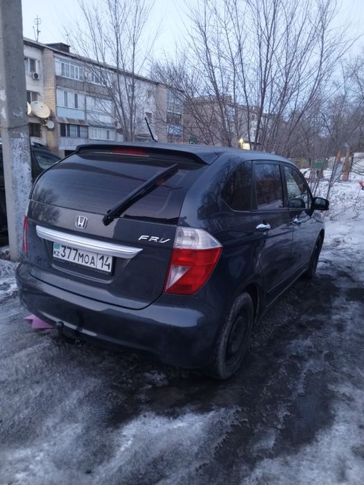 Продам машину Хонда FR -V