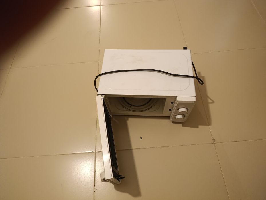 Микроволновка  продам