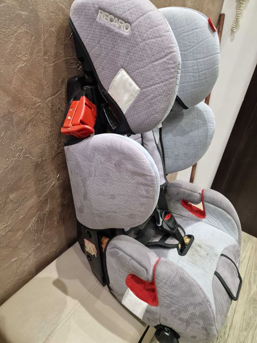 Столче за кола Recaro