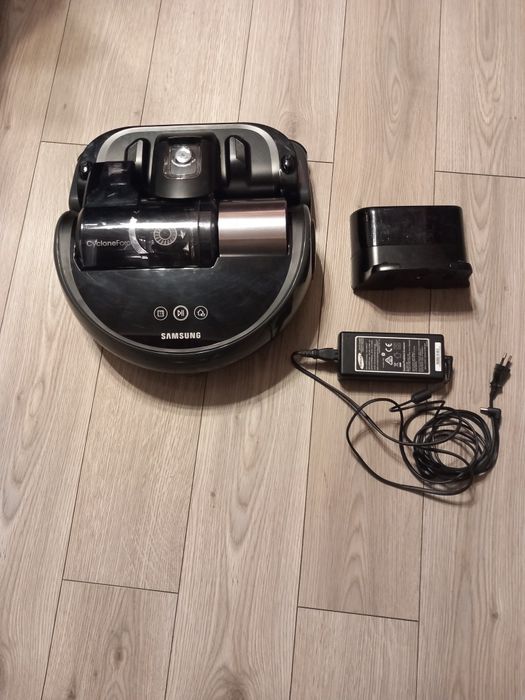 Vand Robot Aspirator Samsung SR20J9020U Pentru Piese
