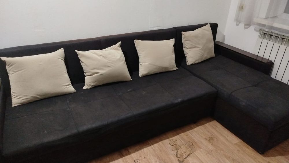 Диван угалок духспалний