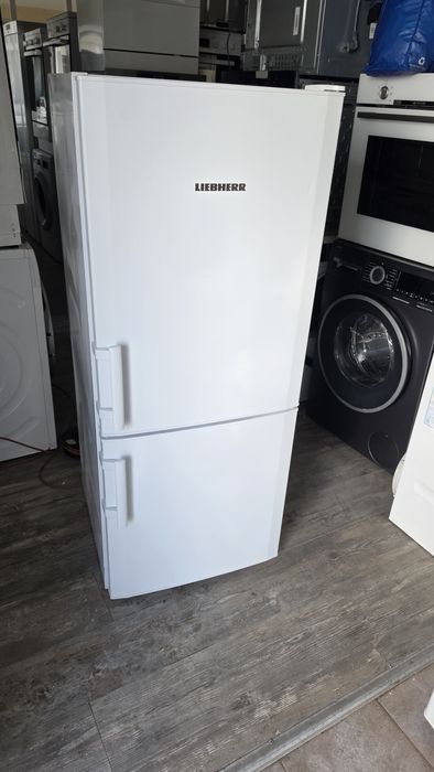 Хладилник с фризер Liebherr 160см
