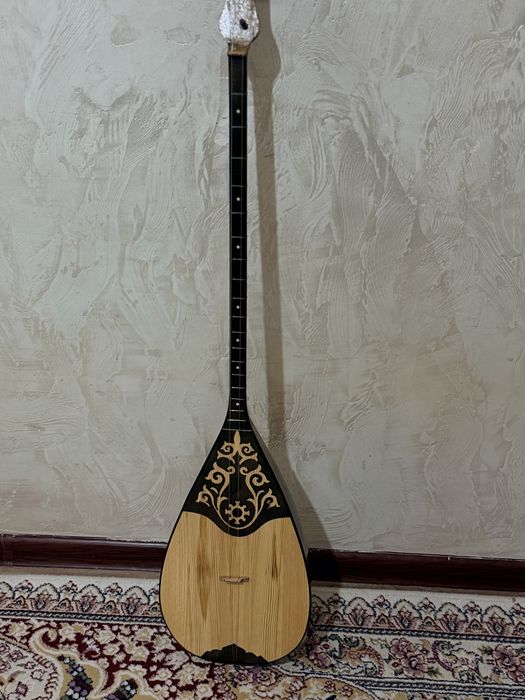 Домбыра сатылады