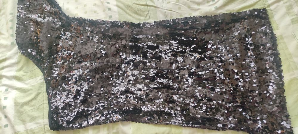 Ефектна рокля за празниците