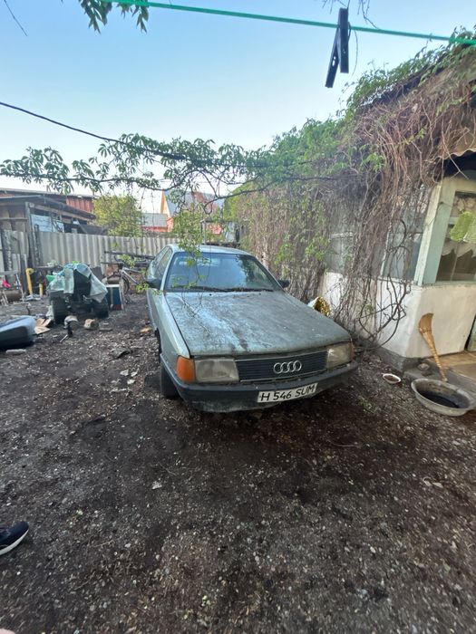 Audi 100 Ауди 100