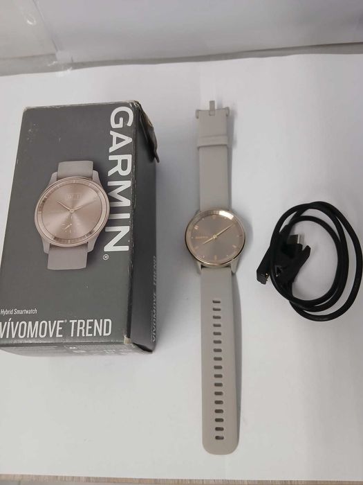 Garmin Vivomove Trend 40mm Gps + Bluetooth Cream Gold Smartwatch
