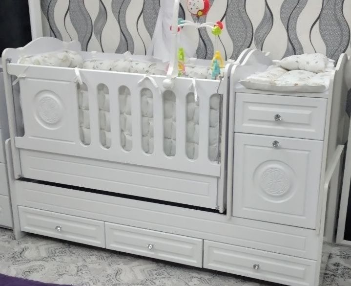 Детский кровать новый