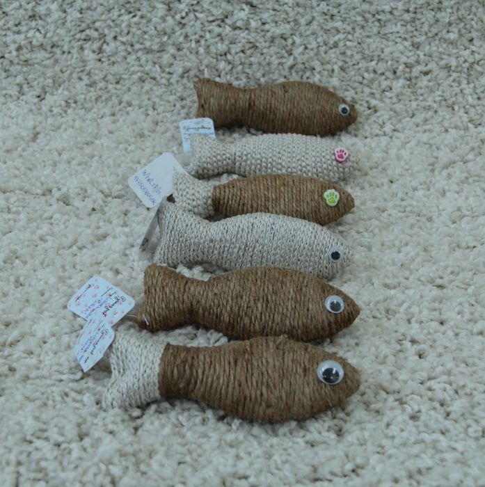 Игрушки для животных