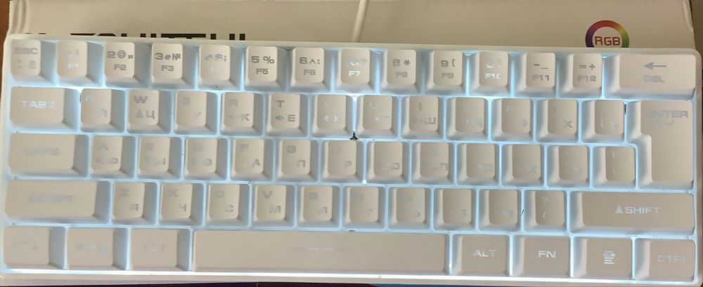 Клавиатура к401 ргб small keyboard коропка есть