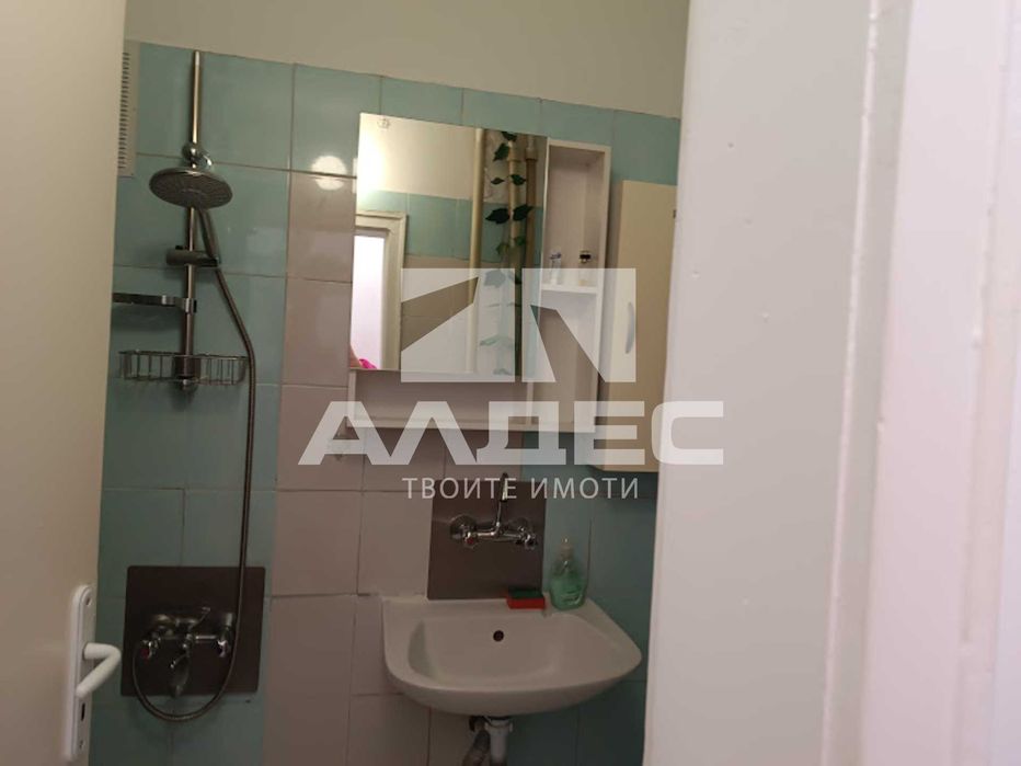 Продава се Двустаен апартамент в София, Захарна фабрика - 53 кв.м за 1756 €/кв.м - Снимка #12