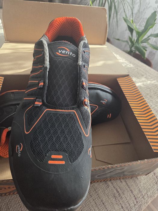 Работни Обувки 44 номер