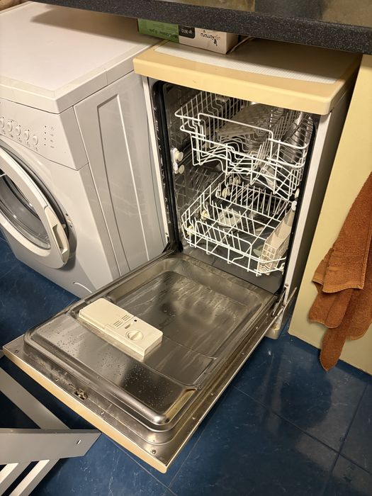 Съдомиялна Midea WQP8-9205 за части