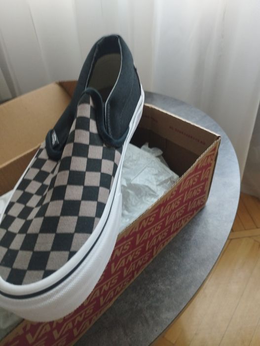 Продам кеды VANS