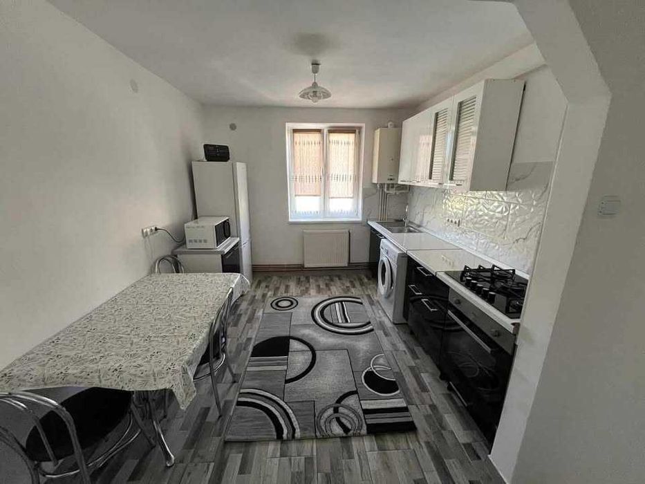 Apartament de inchiriat