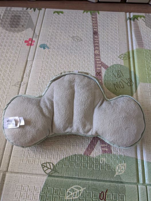 Възглавници за новородени Sevibebe и помощна за Tummy Time TafToys