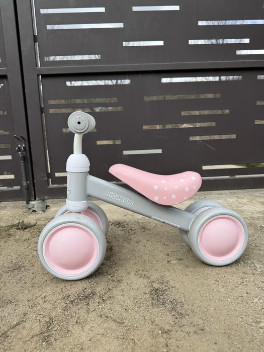 Bicicleta echilibru 1 an +