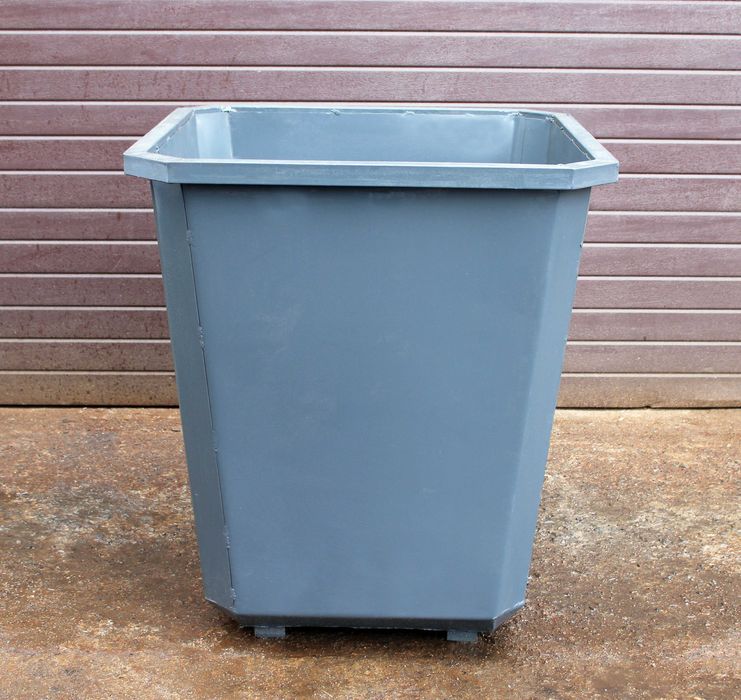 Мусорные контейнеры